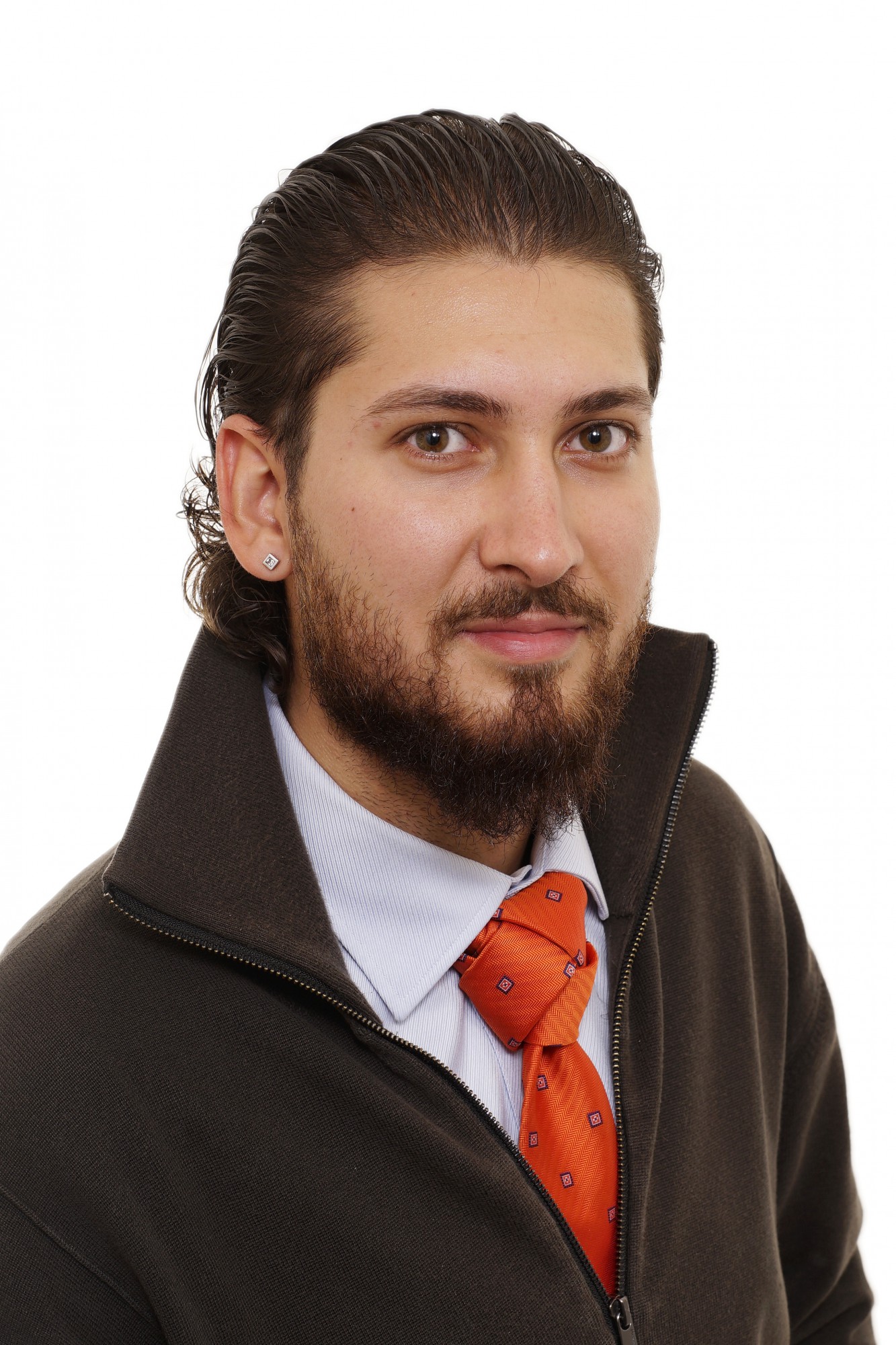 DOMINIK HOLUB, KONTRABAS